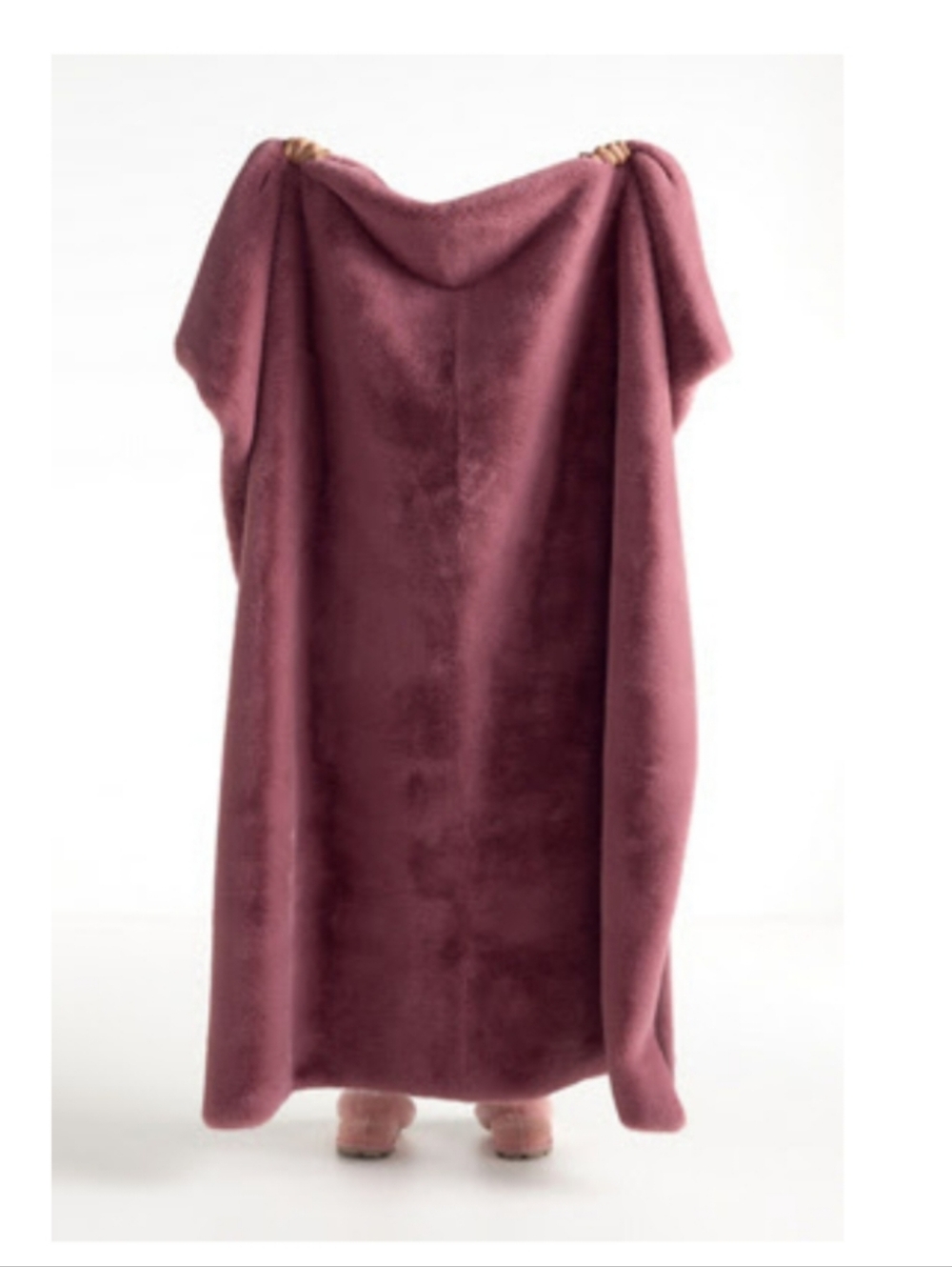 Anthropologie The Sophie Faux Fur Throw Blanket in Mauve